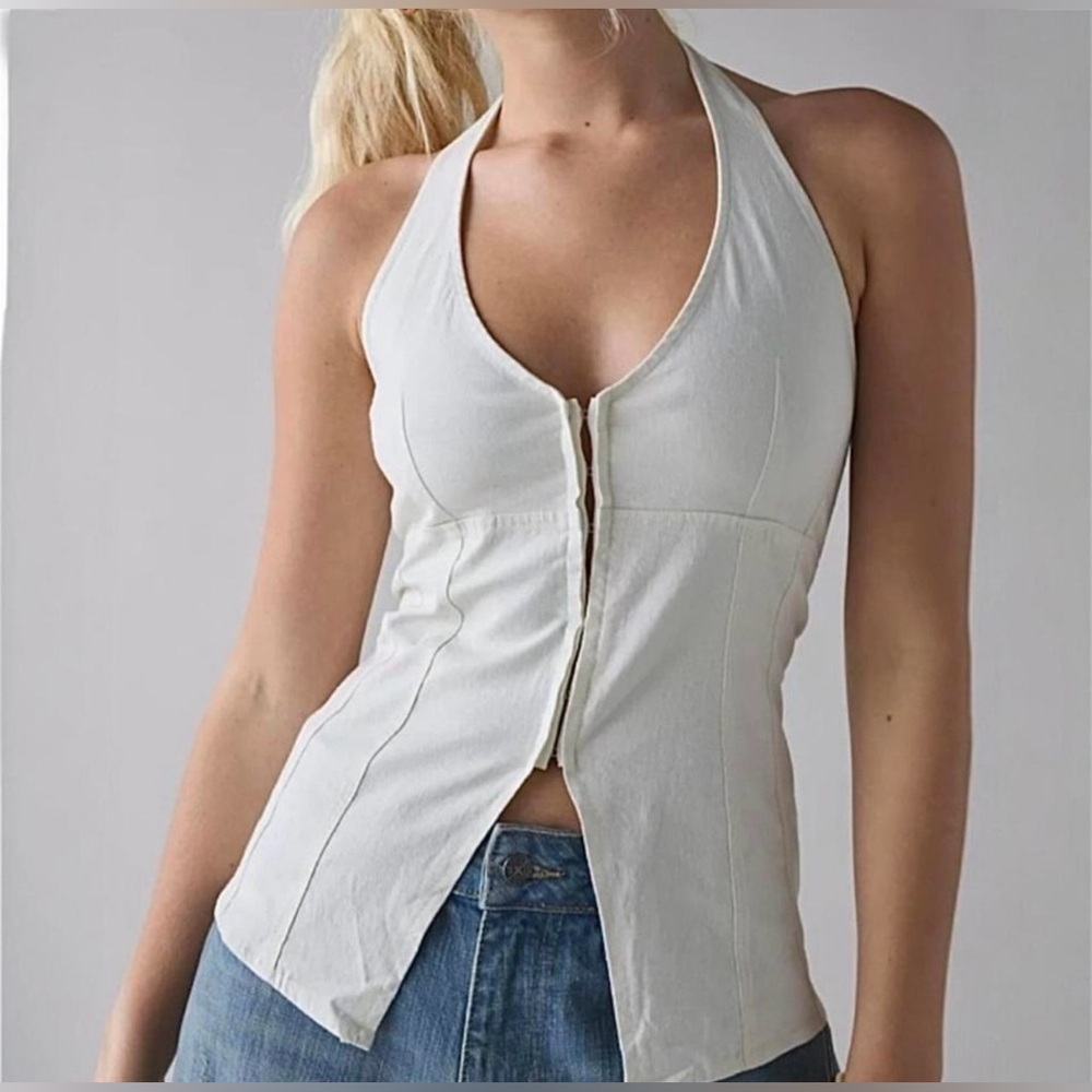UO Sari Seamed Linen-Blend Halter Top🌾